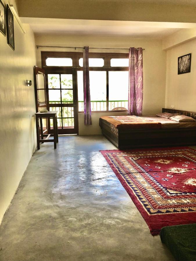Amidst Home Stay Dharamshala Exterior photo